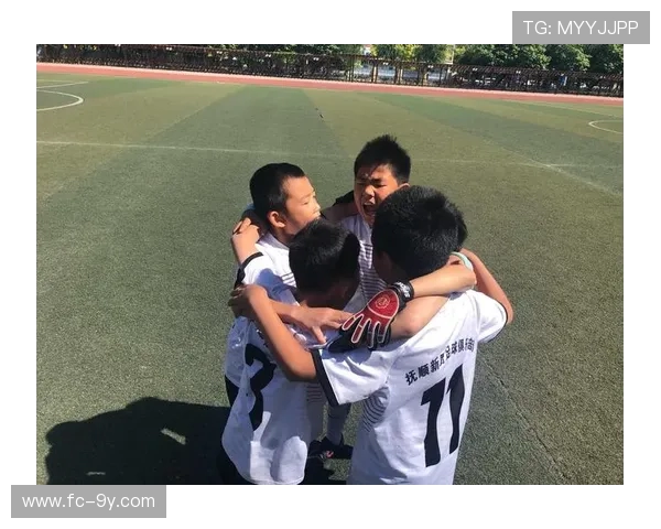 揭秘绿茵暗影：侦探视角解锁足球悬疑谜案与球场隐藏真相故事集录